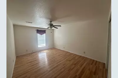 530 Richardson Street, Jacksboro, TX 76458 - Photo 12