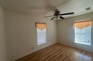 530 Richardson St, Jacksboro, TX 76458 - Photo 10