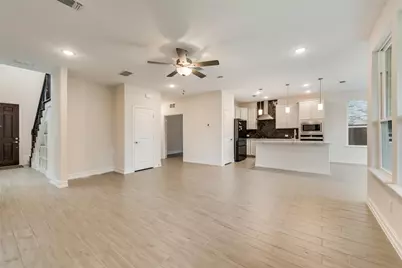 714 Creekwater Lane, Garland, TX 75043 - Photo 6