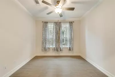 714 Creekwater Lane, Garland, TX 75043 - Photo 10