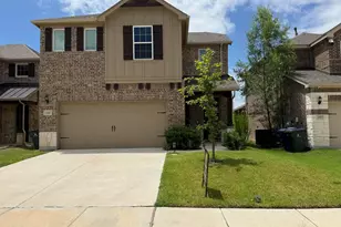 714 Creekwater Ln, Garland, TX 75043 - Photo 2