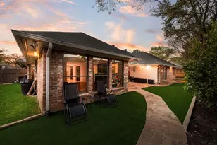 1032 Pebble Beach Dr, Mansfield, TX 76063 - Photo 34