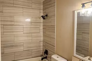2821 Windy Dr, Commerce, TX 75428 - Photo 10