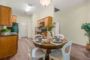 502 S Main St, Aubrey, TX 76227 - Photo 14