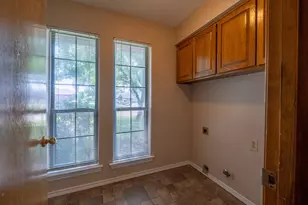 2505 Copper Creek Ln, Carrollton, TX 75006 - Photo 12