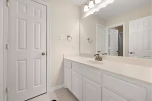 118 Red Pine Dr, Red Oak, TX 75154 - Photo 32