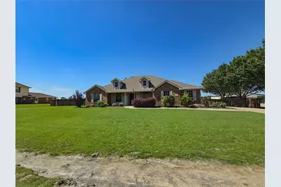 300 Northstar Drive, Royse City, TX 75189 - Photo 1