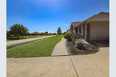 300 Northstar Drive, Royse City, TX 75189 - Photo 4