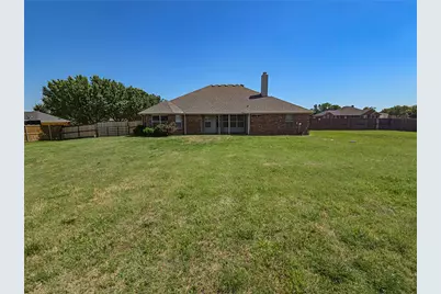 300 Northstar Drive, Royse City, TX 75189 - Photo 2