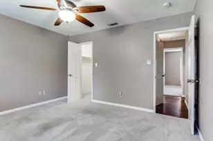 6900 Sandstone Ct, Fort Worth, TX 76120 - Photo 8