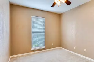 6900 Sandstone Ct, Fort Worth, TX 76120 - Photo 10