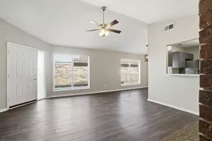 1118 Sandalwood Ln, DeSoto, TX 75115 - Photo 6