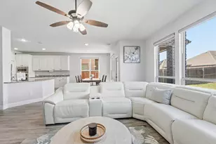 1105 Baynes Dr, McKinney, TX 75071 - Photo 6