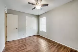 1122 N Center Street N, Arlington, TX 76011 - Photo 16