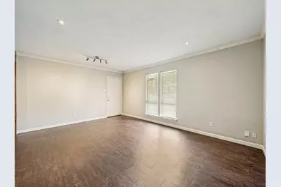 1122 N Center Street N 1122 and #1124, Arlington, TX 76011 - Photo 6