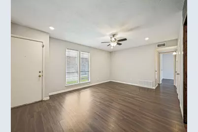 1122 N Center Street N 1122 and #1124, Arlington, TX 76011 - Photo 12