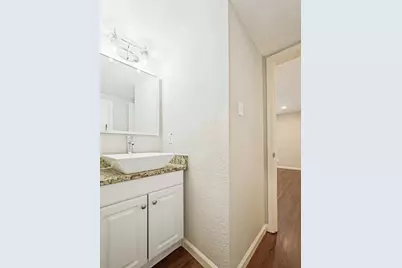 1122 N Center Street N 1122 and #1124, Arlington, TX 76011 - Photo 28