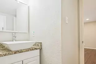 1122 N Center Street N, Arlington, TX 76011 - Photo 28
