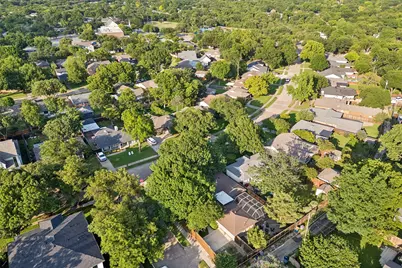 8871 Liptonshire Drive, Dallas, TX 75238 - Photo 32