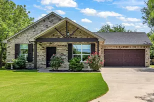 2513 Christine Dr, Granbury, TX 76048 - Photo 1