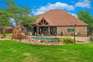 1561 St Andrews Dr, Red Oak, TX 75154 - Photo 22