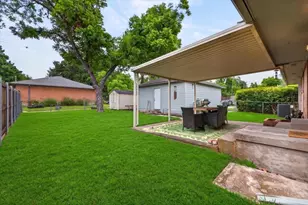 105 S Weatherred Dr, Richardson, TX 75080 - Photo 32