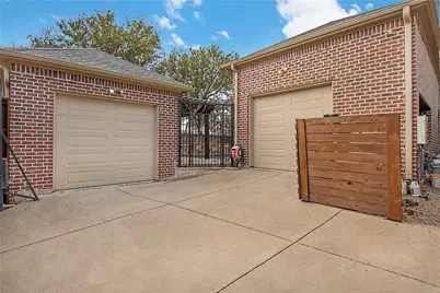 2945 Dyer Street, University Park, TX 75205 - Photo 32