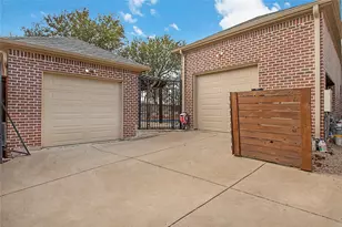 2945 Dyer St, University Park, TX 75205 - Photo 32