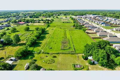 305 Swaha Drive, Tioga, TX 76271 - Photo 12