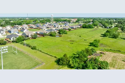 305 Swaha Drive, Tioga, TX 76271 - Photo 8