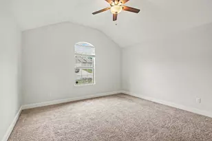 808 N Ridge Dr, White Settlement, TX 76108 - Photo 4