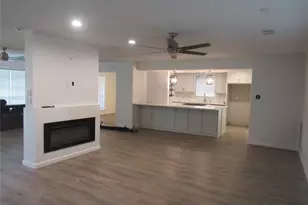 720 Blanton Dr, Sherman, TX 75092 - Photo 10