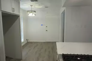 720 Blanton Dr, Sherman, TX 75092 - Photo 14