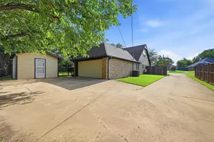 720 Blanton Dr, Sherman, TX 75092 - Photo 36