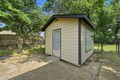 720 Blanton Drive, Sherman, TX 75092 - Photo 38
