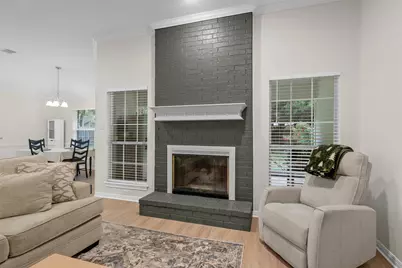 209 W Karnes Drive, Waco, TX 76706 - Photo 4