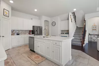 10300 Georgetown Place, McKinney, TX 75071 - Photo 6
