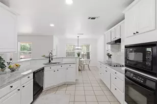 6600 Silver Oak Ln, Fort Worth, TX 76135 - Photo 6