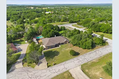 6600 Silver Oak Lane, Fort Worth, TX 76135 - Photo 34