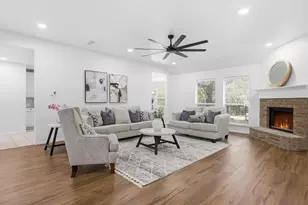 6600 Silver Oak Ln, Fort Worth, TX 76135 - Photo 2