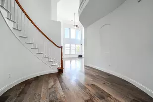 1127 Valley Vista Dr, Irving, TX 75063 - Photo 6