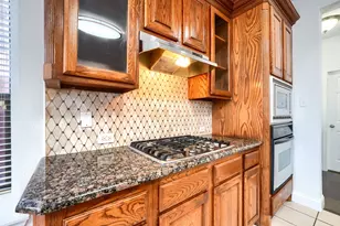 1127 Valley Vista Dr, Irving, TX 75063 - Photo 14