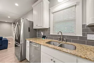 800 N Clements Street, Gainesville, TX 76240 - Photo 12