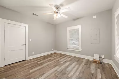 800 N Clements Street, Gainesville, TX 76240 - Photo 20