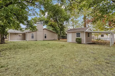 100 E Cunningham Street, Bonham, TX 75418 - Photo 6