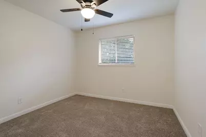 100 E Cunningham Street, Bonham, TX 75418 - Photo 30