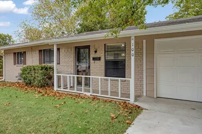 100 E Cunningham Street, Bonham, TX 75418 - Photo 4