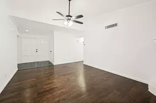 625 Kingston Dr, Grand Prairie, TX 75051 - Photo 6