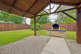 625 Kingston Dr, Grand Prairie, TX 75051 - Photo 22