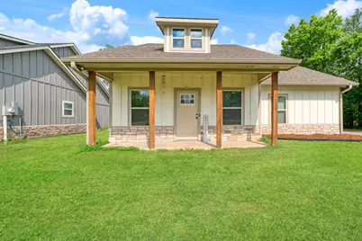 675 High Street, Blossom, TX 75416 - Photo 1
